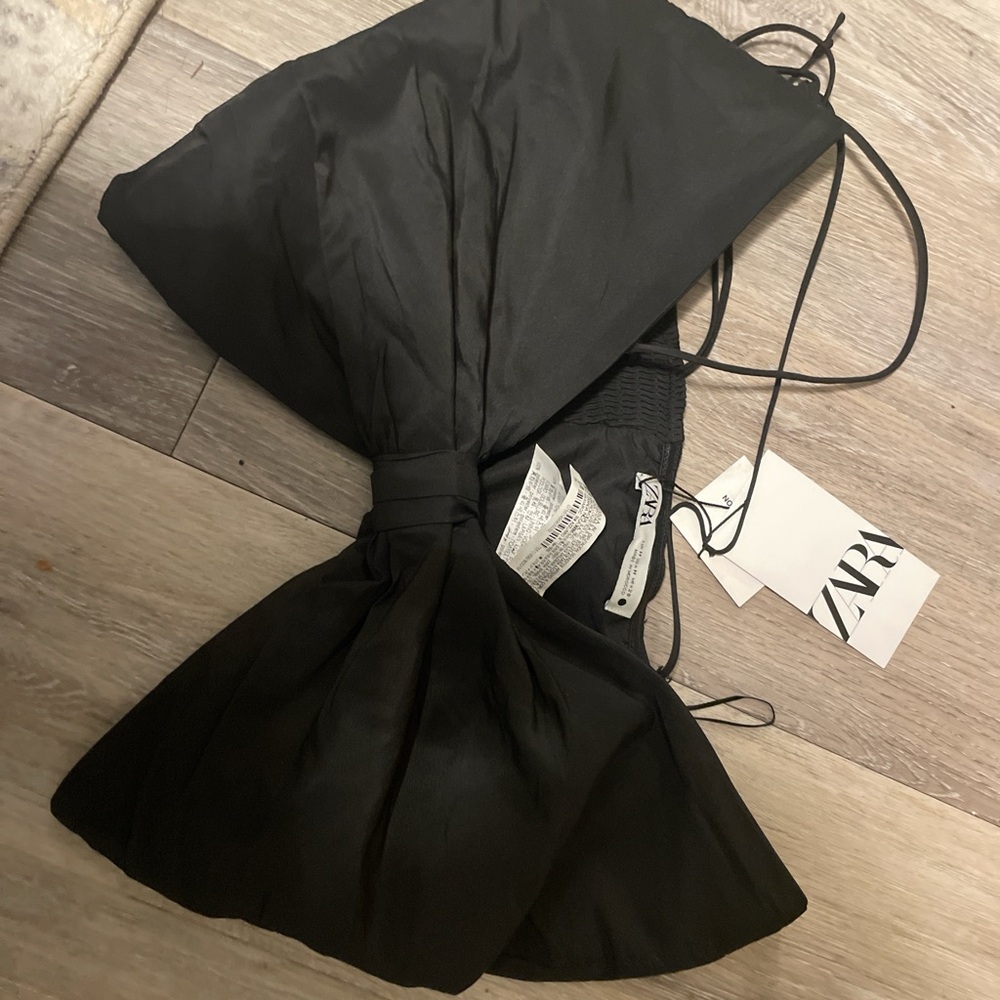Special edition bow top bnwt size medium